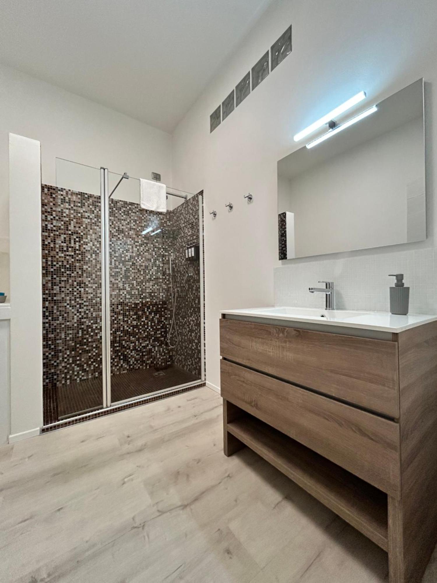 Tezone Seven Apartments Verona Exterior foto